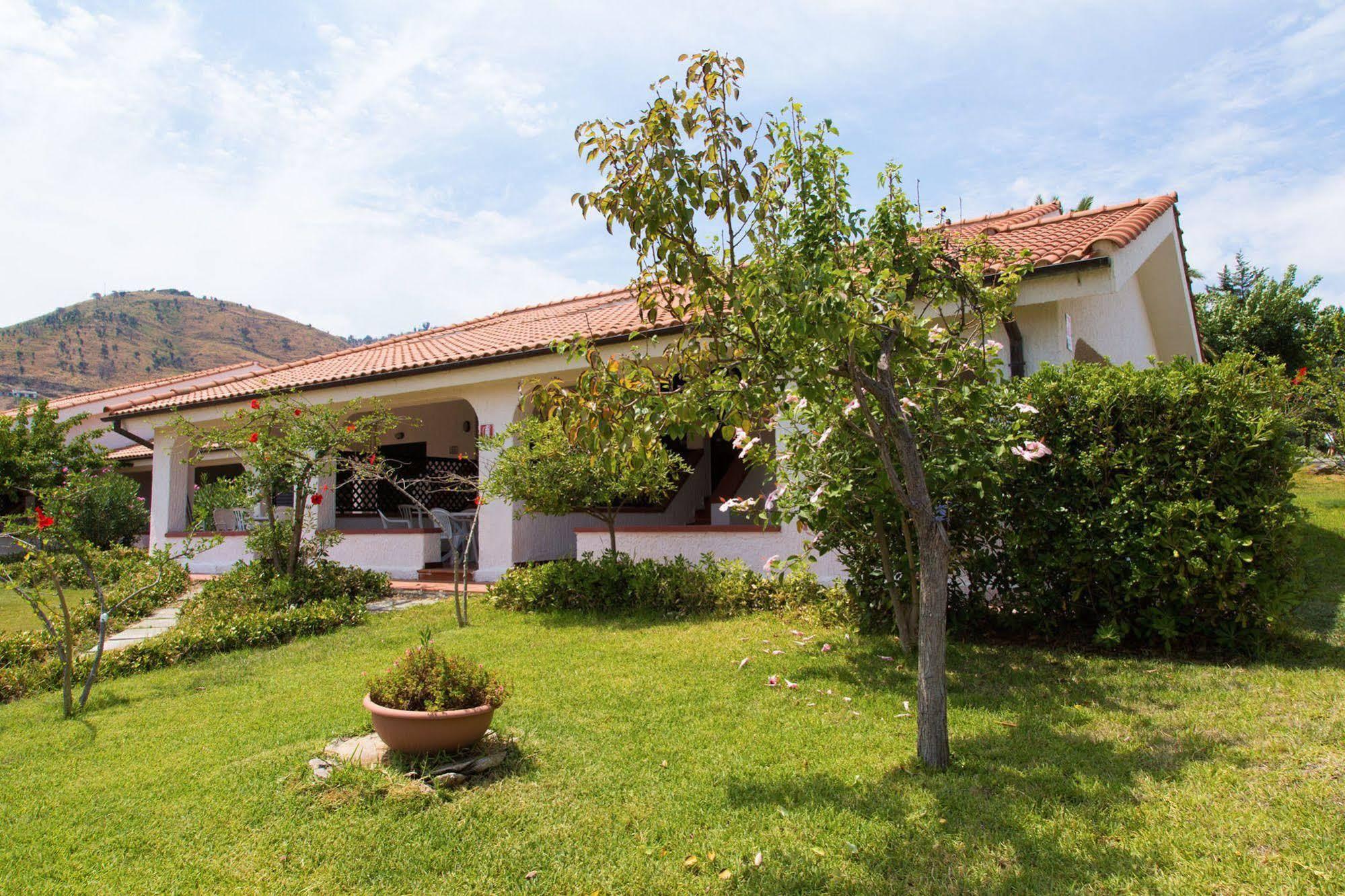 Cefalu Resort - Sporting Club Exteriör bild