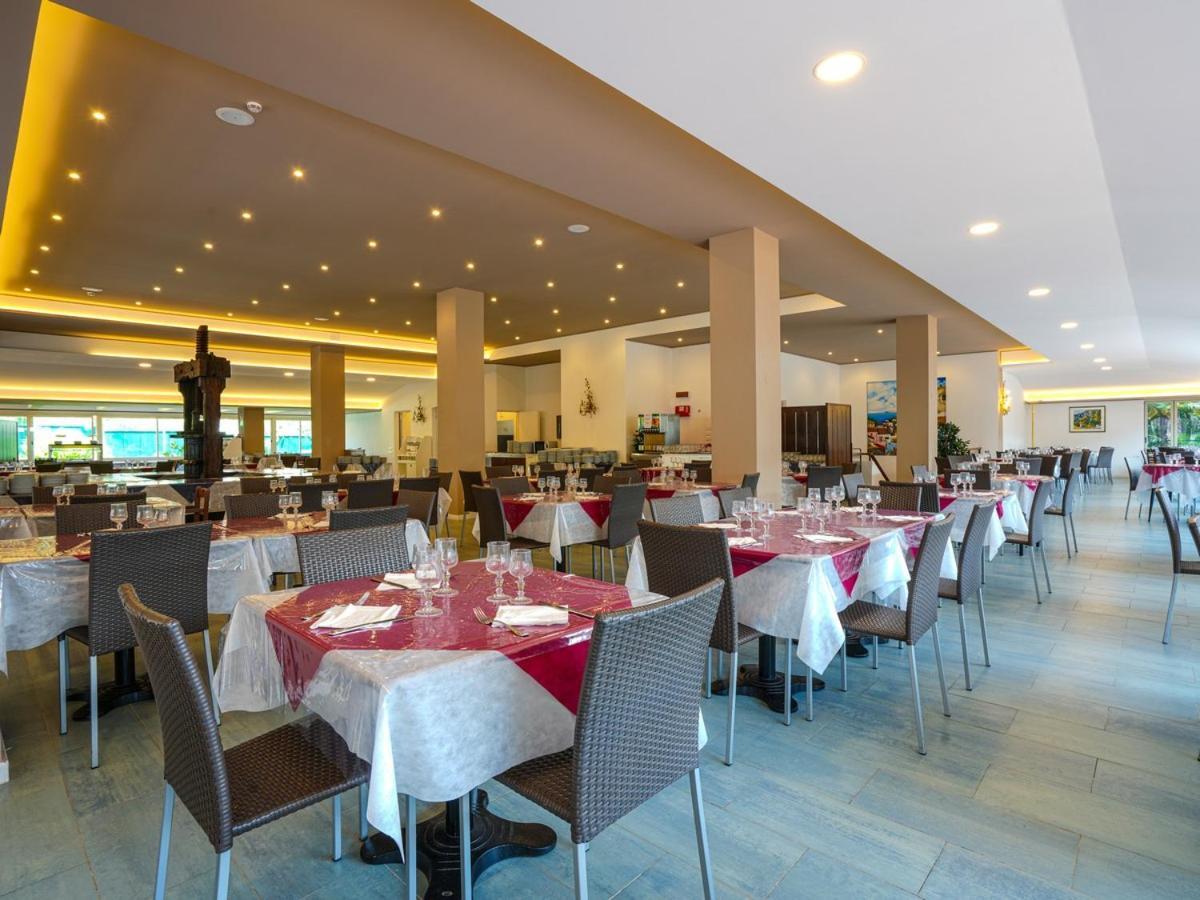 Cefalu Resort - Sporting Club Exteriör bild