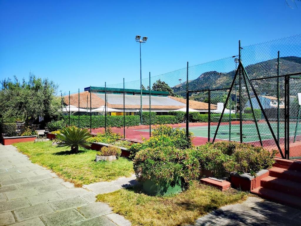 Cefalu Resort - Sporting Club Exteriör bild